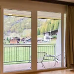 International House Mit Balkon Zw 12 * ゼルデン